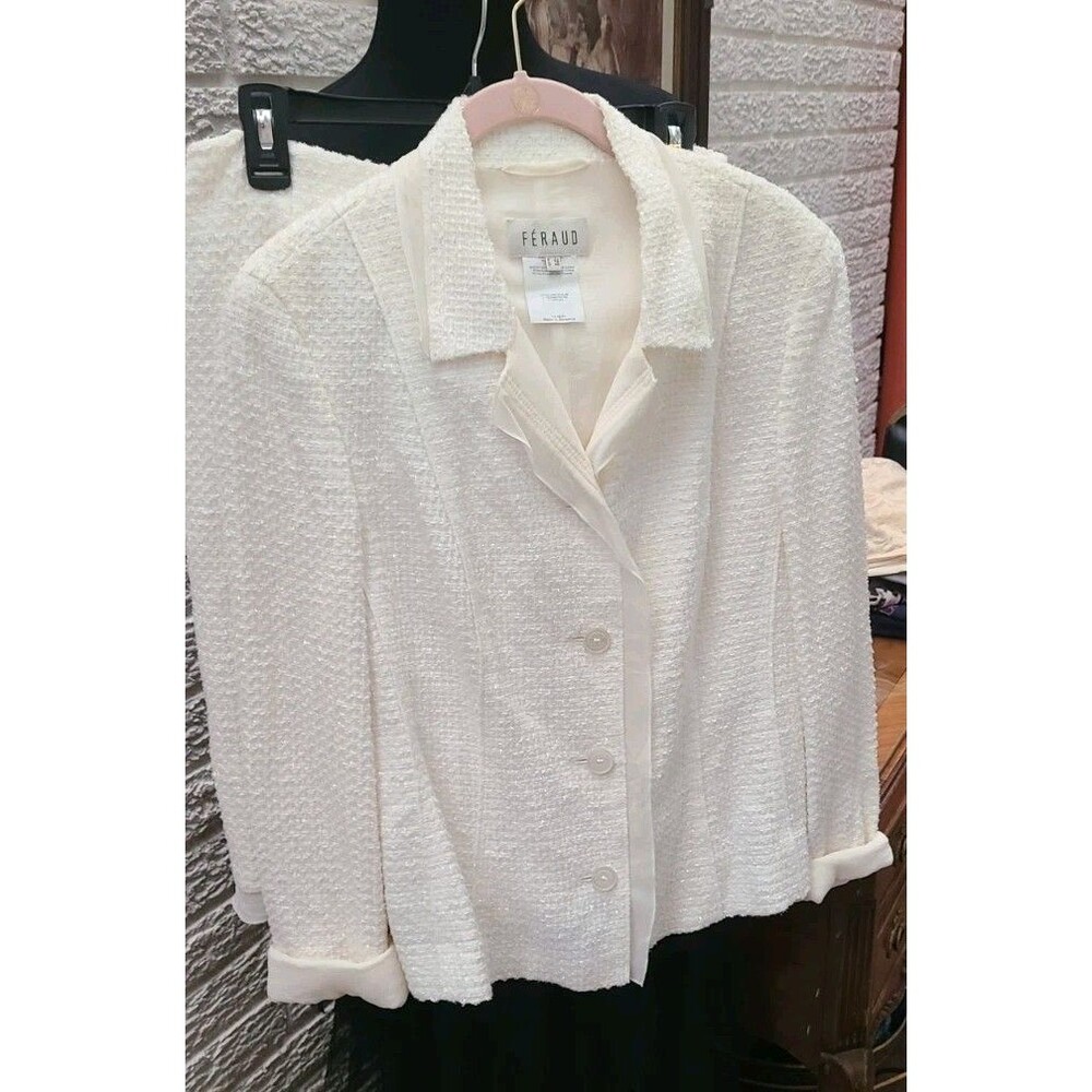 Louis Feraud Light Cream Skirt Suit Blazer and Skirt Size 40/m Sparkle Thread
